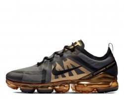 Кроссовки Nike Air VaporMax 2019 Black/Metallic Gold/Black