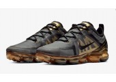 Кроссовки Nike Air VaporMax 2019  Black/Metallic Gold/Black - Фото 3