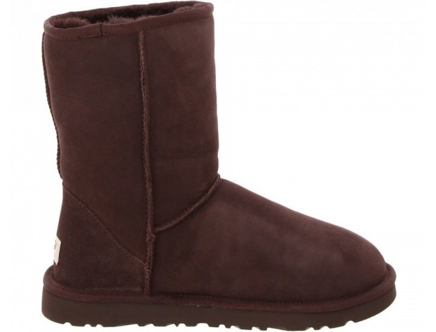 UGG CLASSIC SHORT BOOT CHOCOLATE