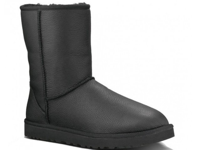 UGG Classic Short Leather Black