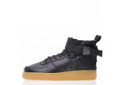 Кроссовки Nike SF Air Force 1 Utility Mid Black/Gum - Фото 1