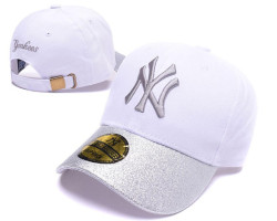Кепка MLB New York Yankees Snapback Silver/White Кепка MLB New York Yankees Snapback Silver/White
