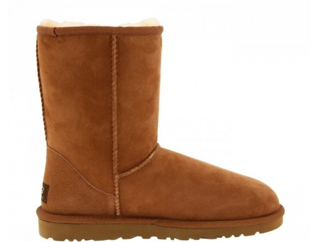 UGG CLASSIC SHORT BOOT CHESTNUT