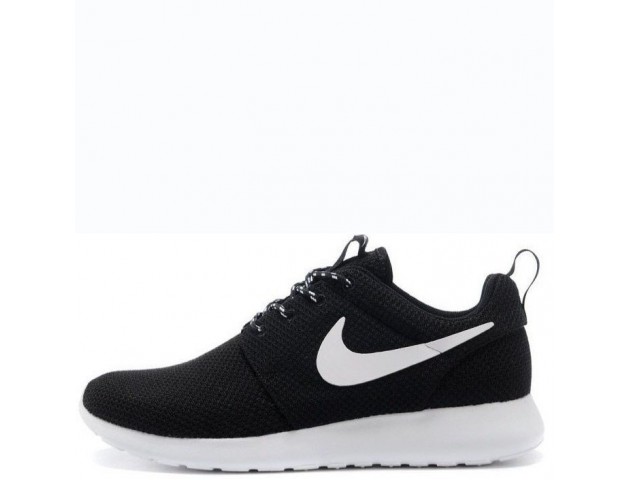 Кроссовки Nike Roshe Run Black/White