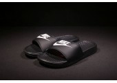 Шлепанцы Nike Classik Black/White - Фото 8