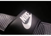 Шлепанцы Nike Classik Black/White - Фото 3