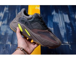 Кроссовки Adidas Yeezy Boost 700 Mauve